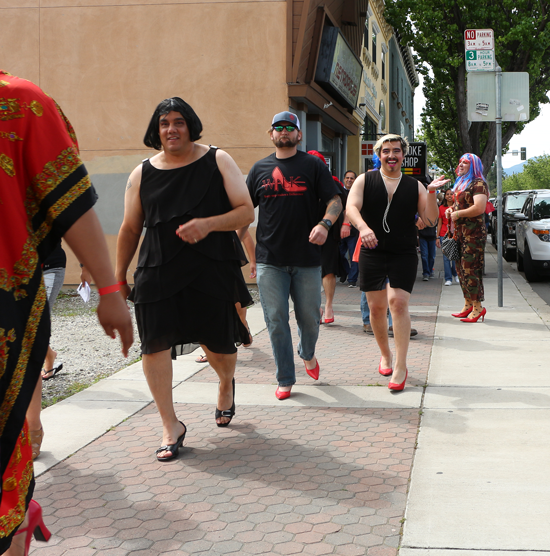 Vets Walk a Mile Smiling