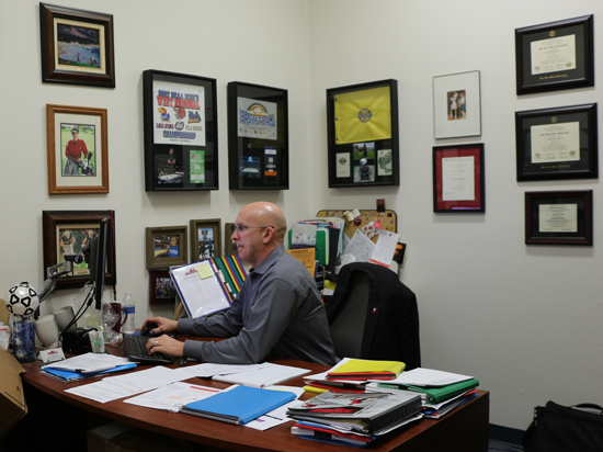 Hannon at desk